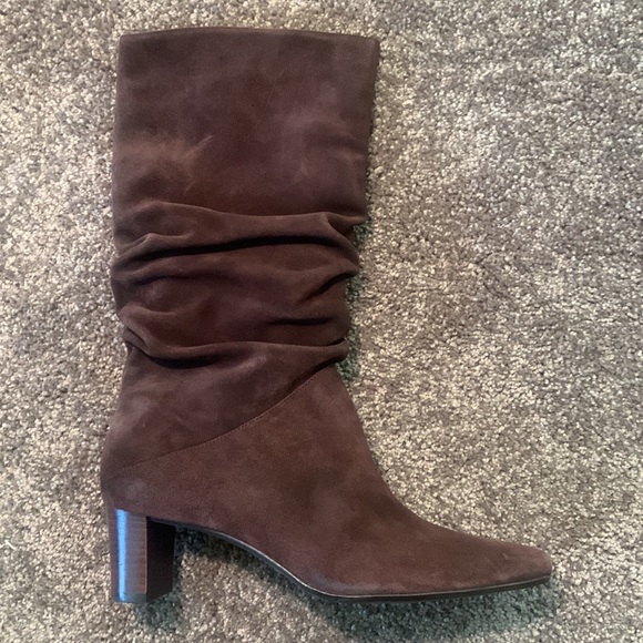 NWT No Box Talbots Brown Suede Boots Size 7.5 - Picture 2 of 16